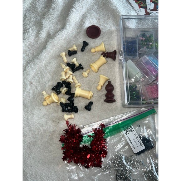 Lot of misc crafts - lots of beads & glitter - Picture 4 of 6